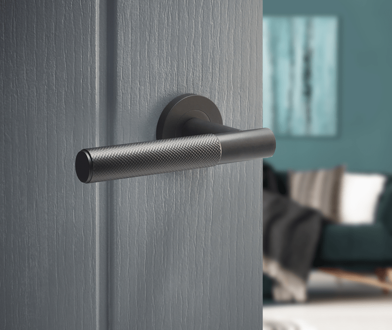 IRONMONGERY LUGANO MATT BLACK HANDLE PACK - Image 2